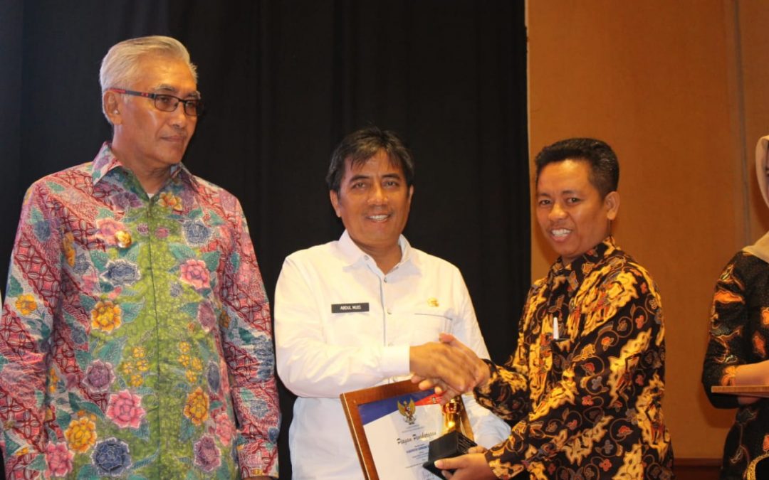 KSB Peringkat I Kategori Kabupaten Cukup Informatif
