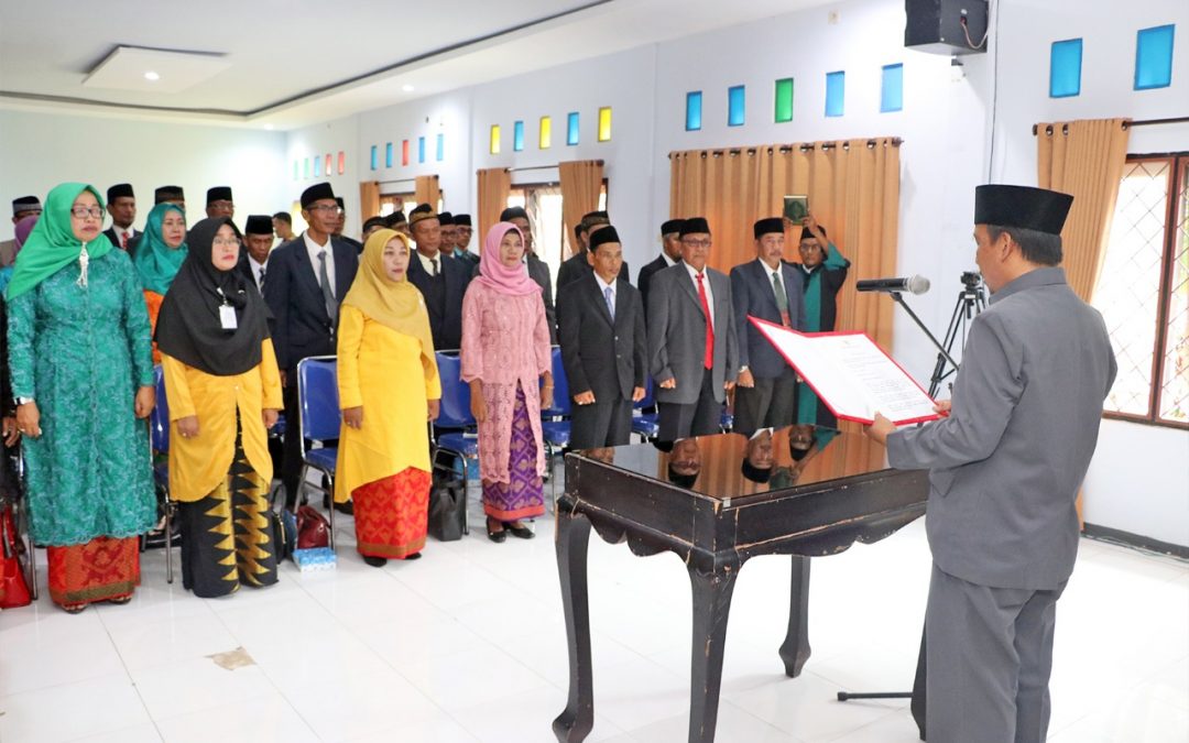 Wabup Lantik dan Sumpah Pengawas, Kepsek dan Korwilcam