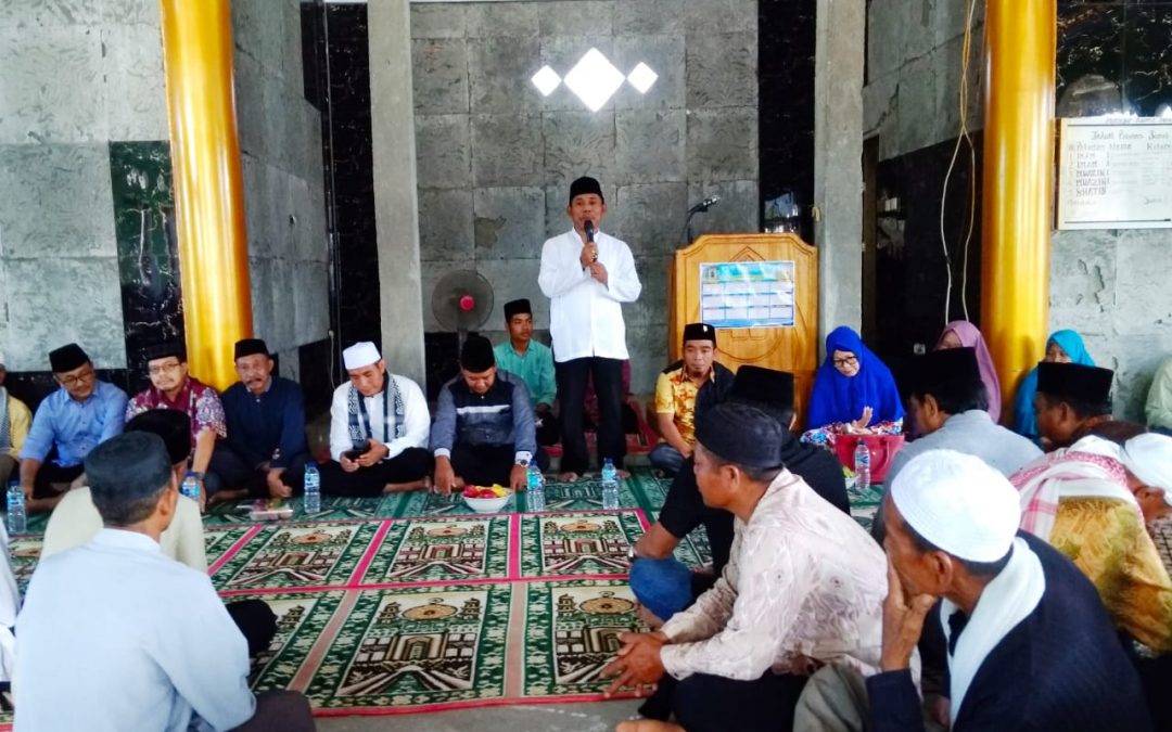 Hadiri Sedekah Koro, Bupati Ajak Warga Sukseskan STBM