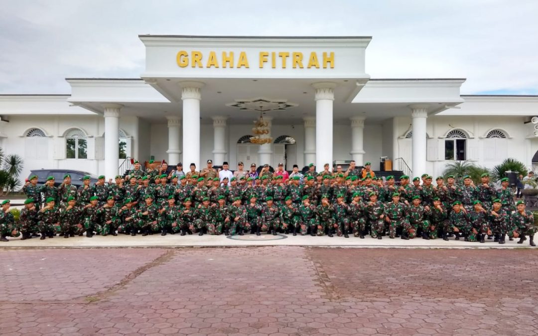 Prajurit Zipur Percepat Rehab Rumah Korban Gempa KSB