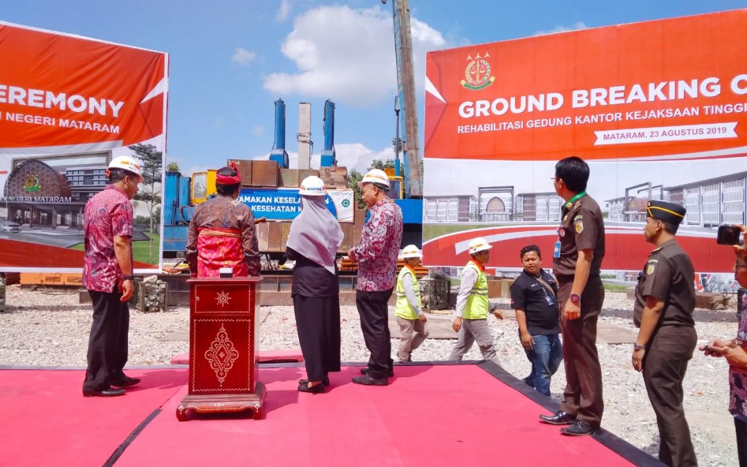 Di Depan Jaksa Agung, Kajati: Terimakasih Bupati S.B Sedang Membangun Gedung Kejari