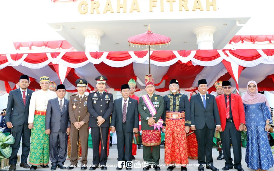 Upacara HUT ke-74 TNI di KSB, TNI-POLRI Kompak