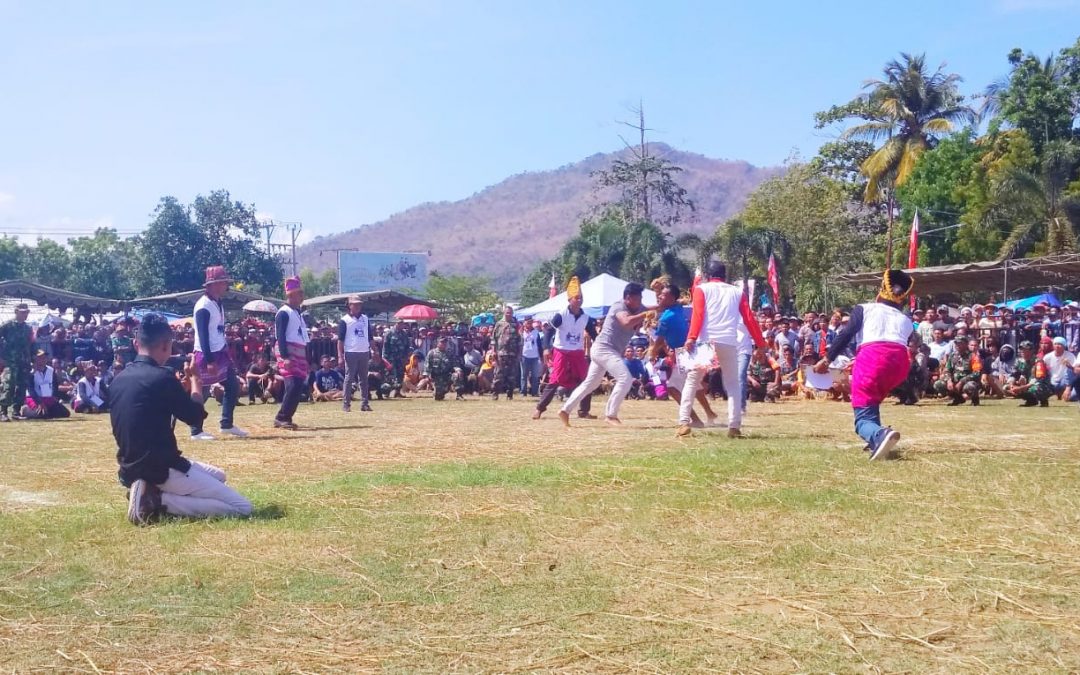 Puluhan Jawara Adu Kuat di Laga Berempuk