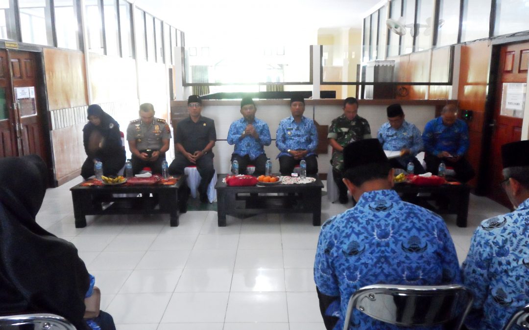 Pemda Gelar Rakor Pertama di 2020 Sekaligus Tasyakuran Bakesbangpol