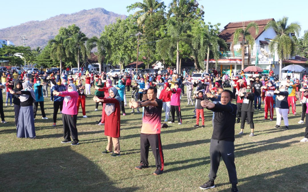 Wabup Ikuti Senam Massal 1000 Aksi Bersama ASN dan Masyarakat Umum