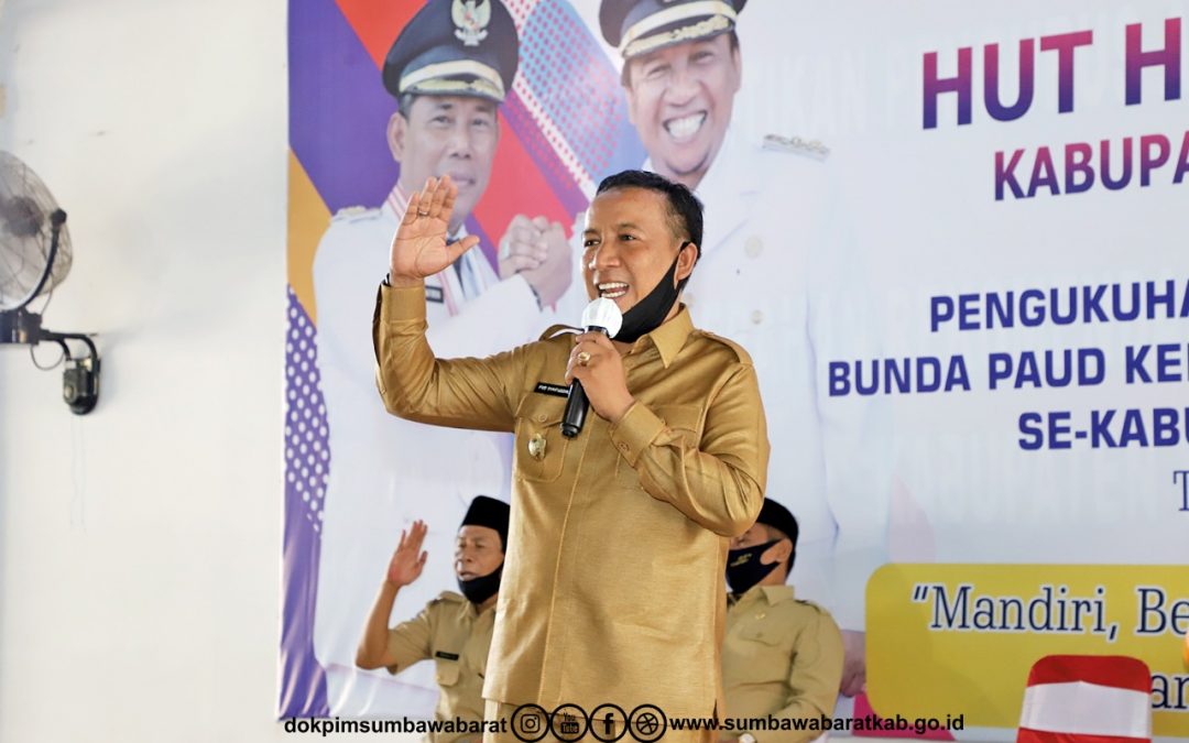PESAN WABUP KEPADA BUNDA PAUD YANG DIKUKUHKAN: BELAJARLAH KESABARAN KEPADA KETUA PKK DAN KETUA GOW SUMBAWA BARAT