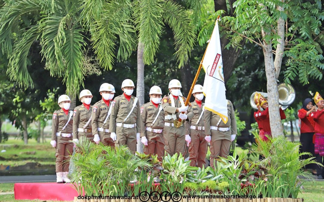Peringatan Hari Pahlawan Dan Gelar Kesiapsiagaan Satlinmas Berlangsung Khidmat