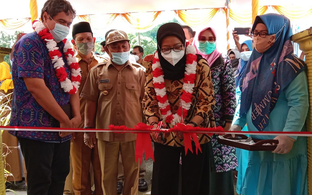 KEMENTERIAN BAPPENAS, TIM OGP DAN OGI TINJAU PRAKTIK PDPGR DI DESA SERMONG