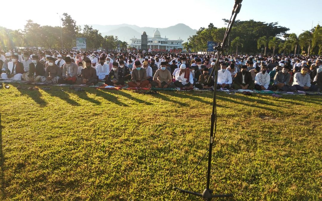 SHOLAT IDUL FITRI 1442 H BERLANGSUNG KHIDMAT DAN TAAT PROKES