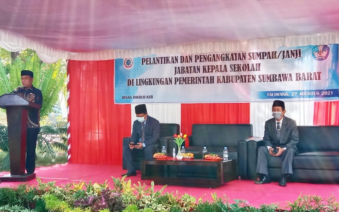 Wabup KSB Lantik dan Ambil Sumpah Kepala Sekolah TK, SD dan SMP