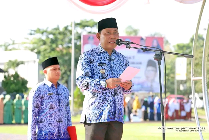 BUPATI SERAHKAN SK KEPADA 136 PPPK