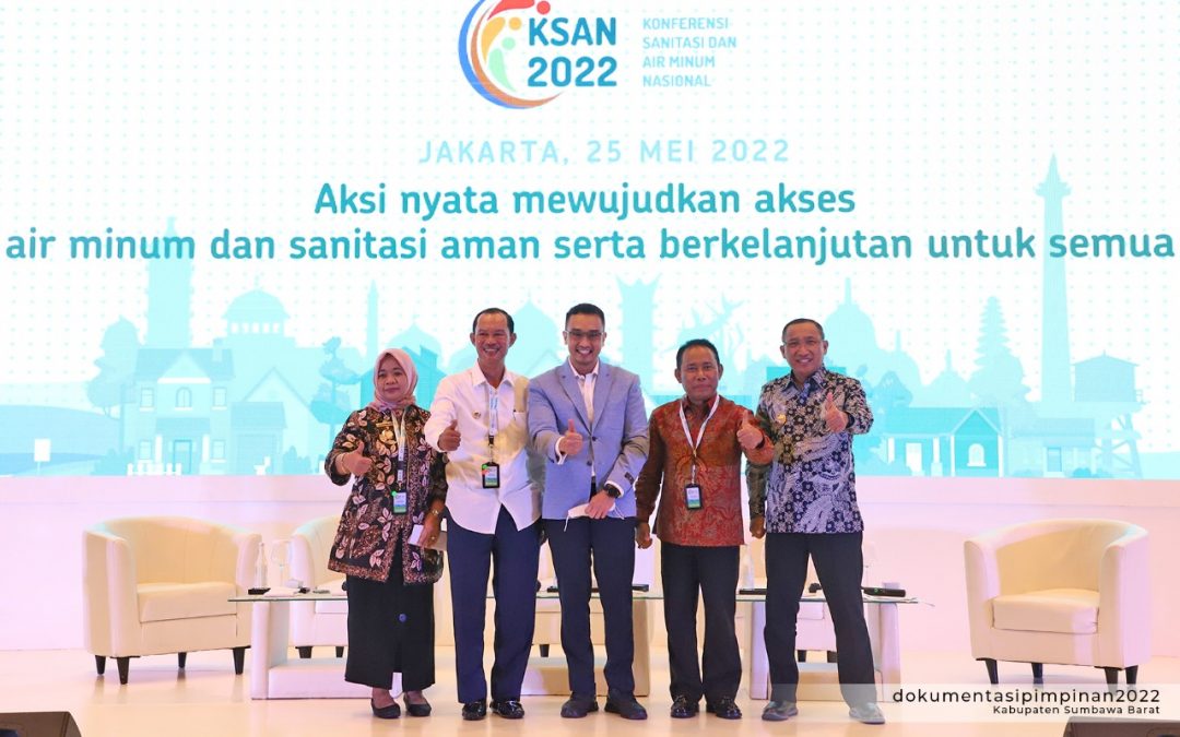 MENJADI PEMATERI DI AJANG KSAN, BUPATI SUMBAWA BARAT PAPARKAN KIAT SUKSES TUNTASKAN 5 PILAR STBM, BUPATI : KOMITMEN, KERJA PARTISIPATIF, KERJA KOLABORATIF KUNCI KESUKSESAN