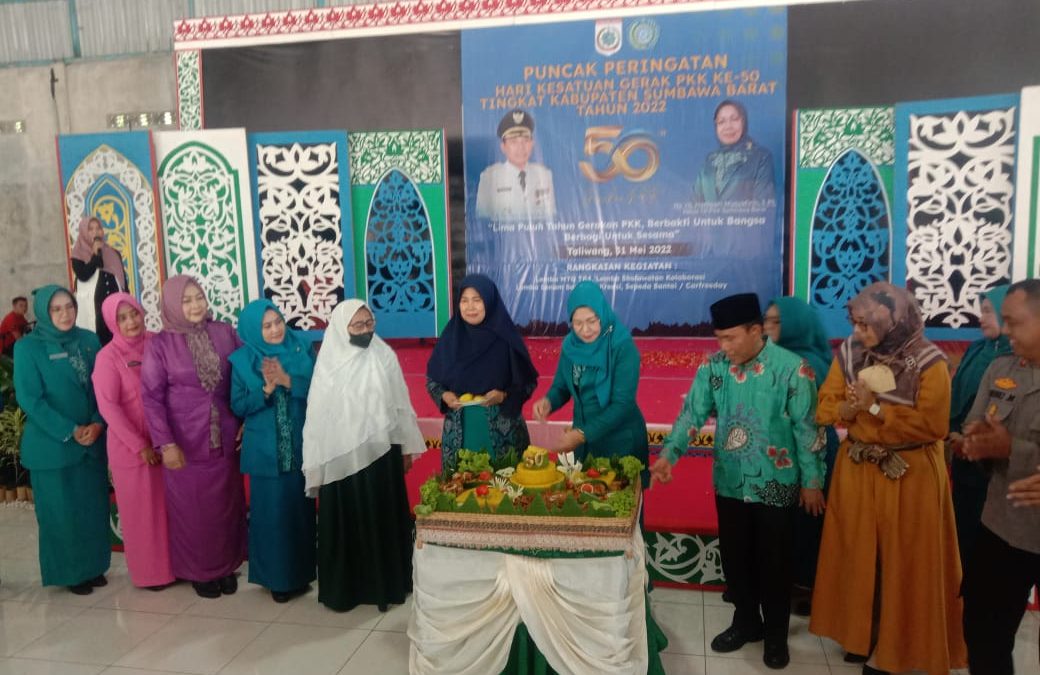 PUNCAK PERAYAAN HKG PKK KE-50, BUPATI AJAK SEMUA ORGANISASI WANITA BERSINERGI
