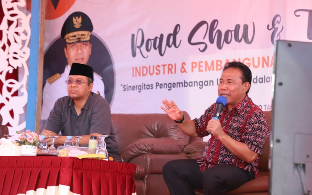 GUBERNUR NTB DAN BUPATI KSB BERBICARA MASALAH INDUSTRIALISASI