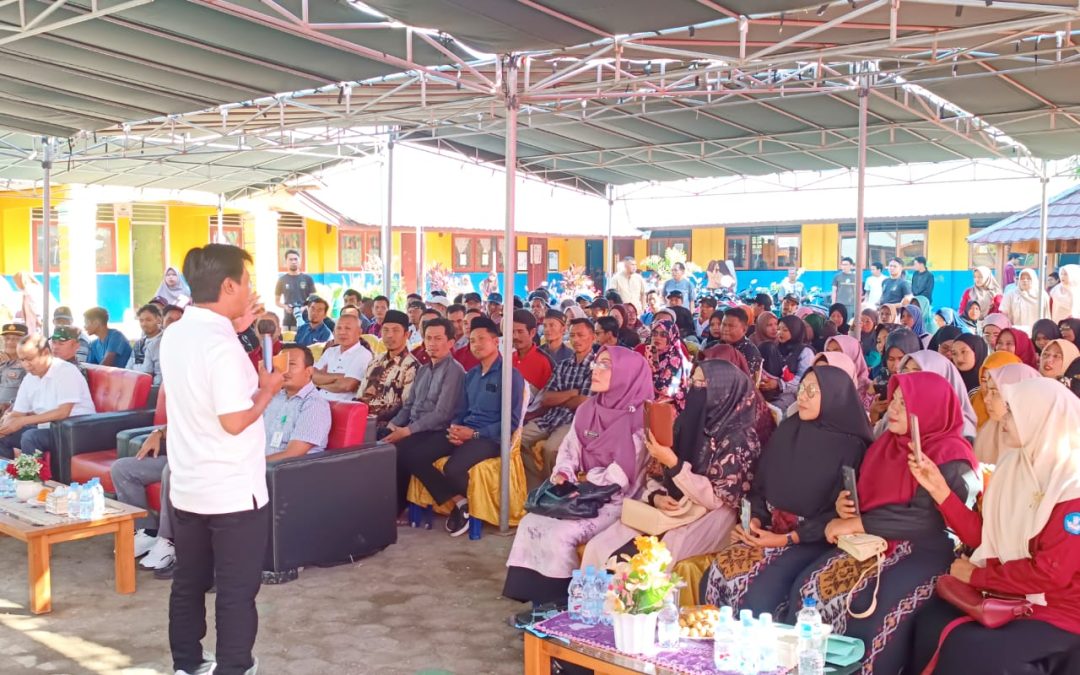 Distribusikan KSB Maju di Jereweh, Bupati Dorong Layanan Pendidikan dan Kesehatan Tepat Sasaran