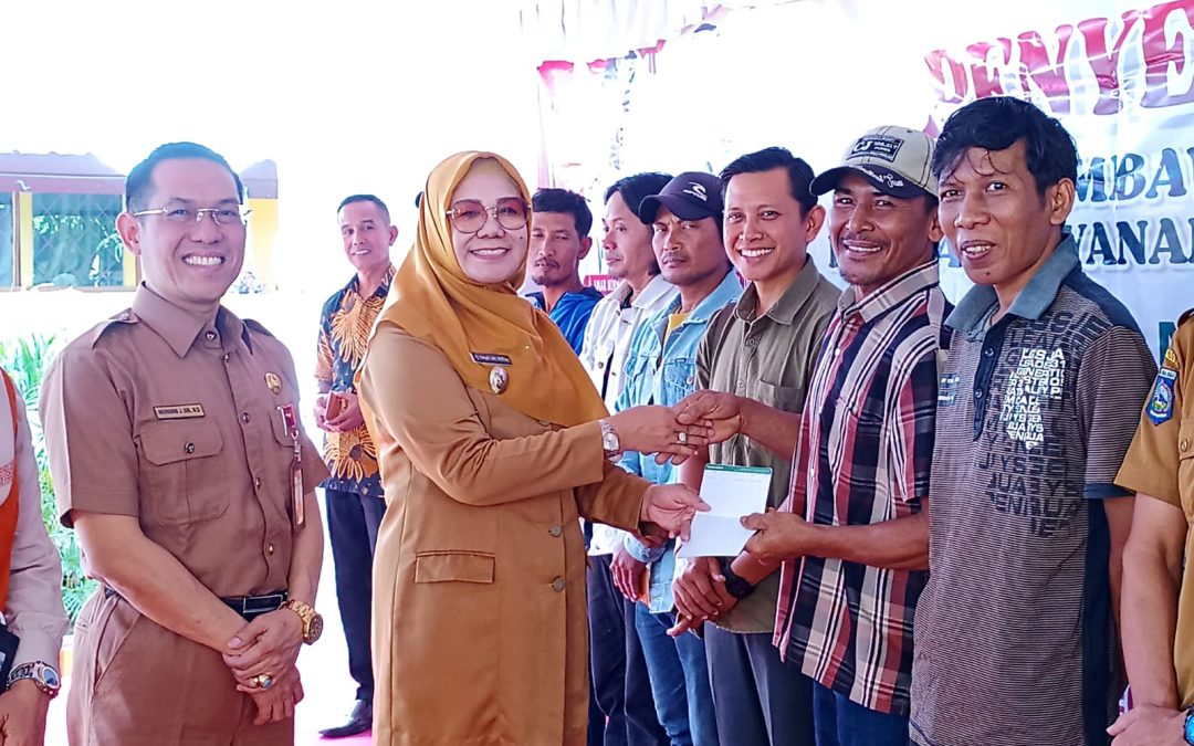 Roadshow Ke- 33 : Penyerahan Kartu KSB Maju Layanan Pendidikan ke-324 siswa Tingkat SD se-Kecamatan Seteluk