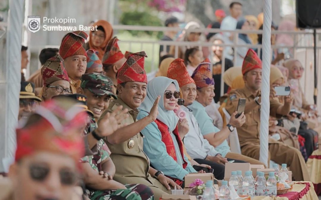 Karnaval Budaya Buka Rangkaian HARLA KSB ke-22, Ajak Generasi Penerus Tanamkan Rasa Cinta dan Bangga Terhadap Daerah.