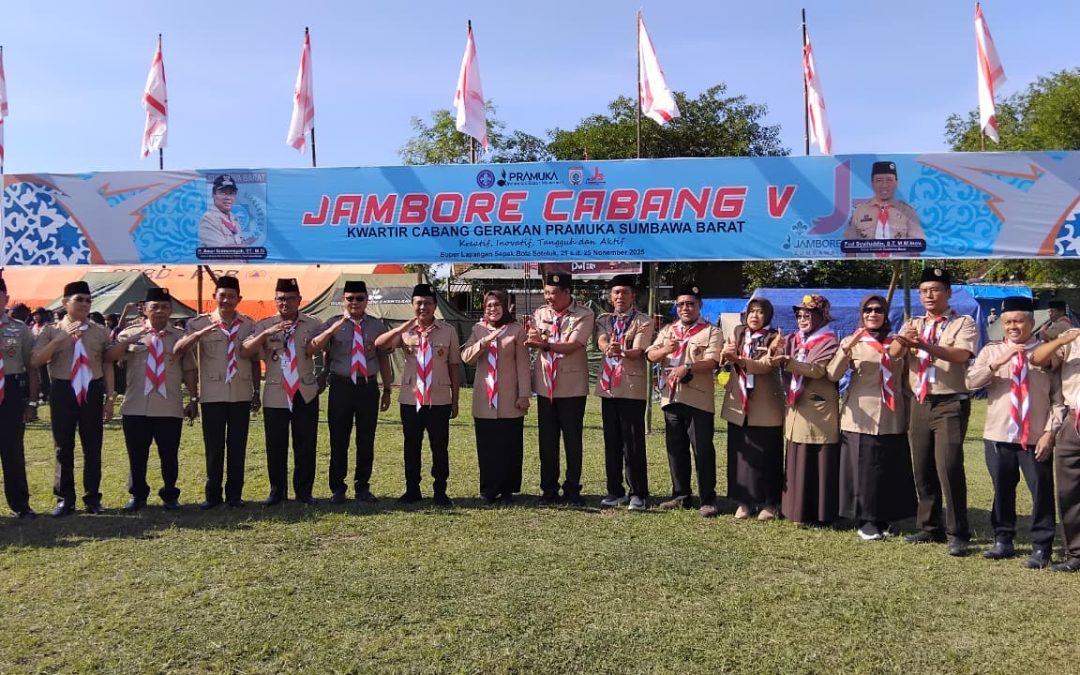 Saat Buka Jambore Cabang V, Bupati Minta Seleksi Kompetitif untuk Dapatkan Kontingen Terbaik KSB