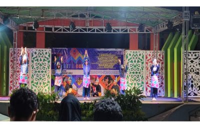 Pentas Seni Tradisi Sadita KSB Kembali Ramaikan Lapangan Tiang Enam Taliwang