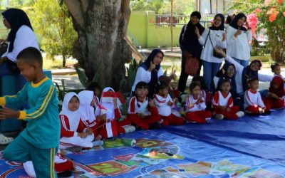 Antusias Asah Pola Asuh di Masa ‘Golden Age’, Orang Tua Lintas Kecamatan di Sumbawa Barat Sambut Program NGIBAR